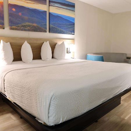 Days Inn By Wyndham Kings Dominion Досуэлл Экстерьер фото