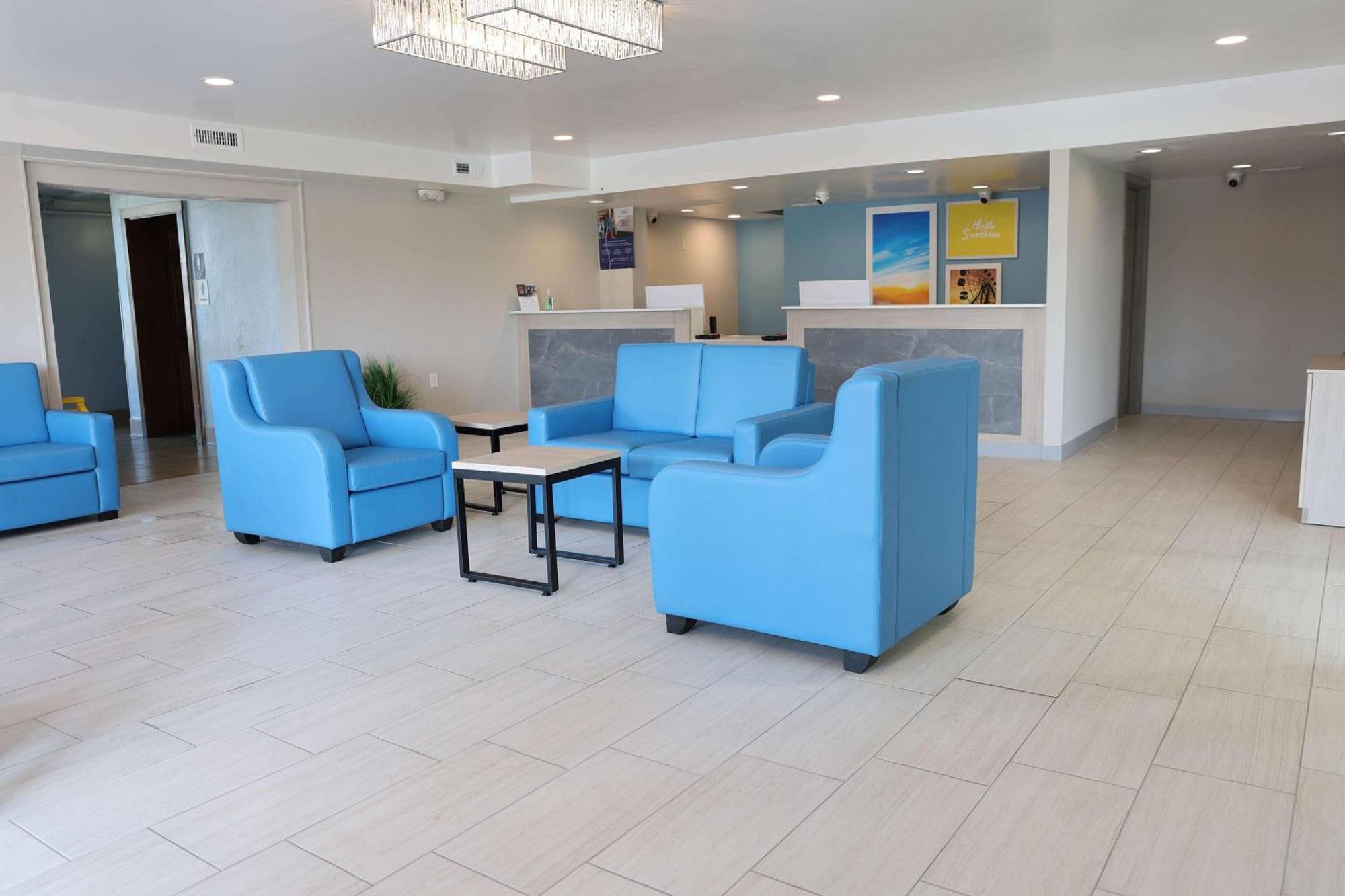 Days Inn By Wyndham Kings Dominion Досуэлл Экстерьер фото