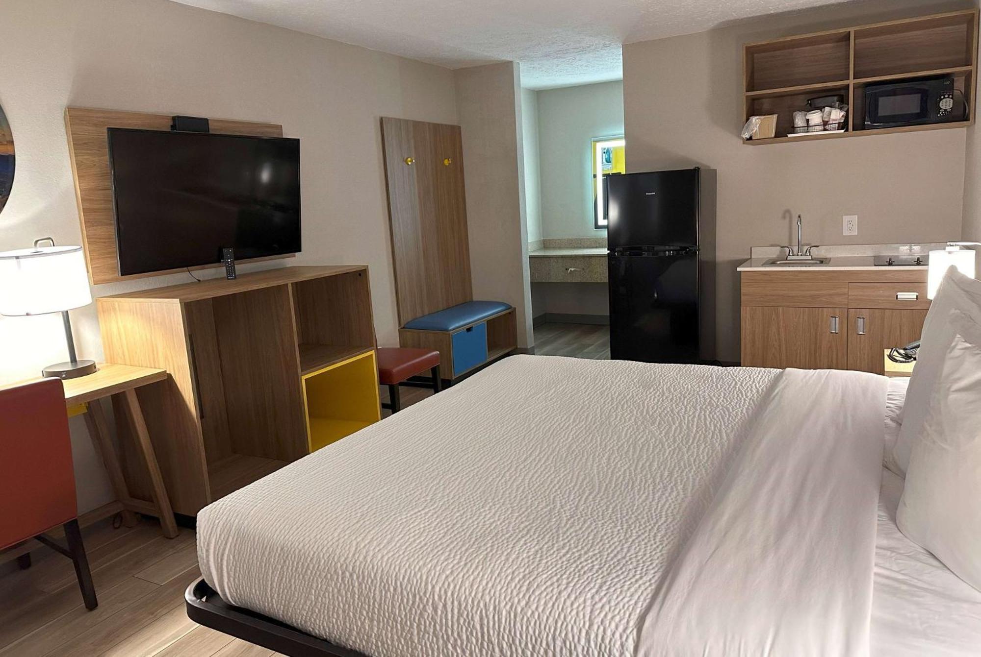 Days Inn By Wyndham Kings Dominion Досуэлл Экстерьер фото